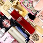 NYUGODT HÉTKÖZNAPOK - NŐI ILLATGARDRÓB (2 ILLATTAL ÉS 1 DB FIOLATARTÓ ALUMINIUM TOKKAL ÉS 1 DB LUXUS BÁRSONYTASAKKAL)